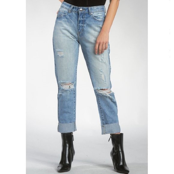 NWT Elan Cropped Rolled Hem Distressed Boyfriend Jeans, Size Small - Picture 2 of 5